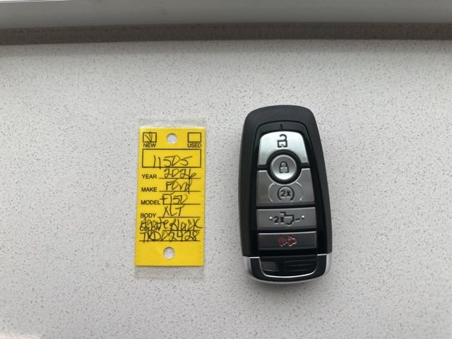 New 2026 Agate Black Metallic Ford XLT image 57