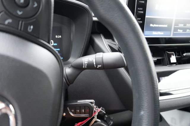 Certified Used 2022 Silver Toyota LE image 27