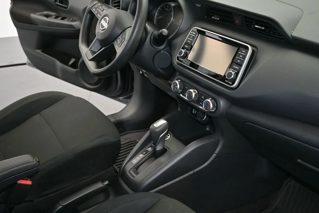Certified Used 2025 Gun Metallic Nissan S image 16