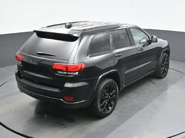 Used 2020 Black Jeep Altitude image 17