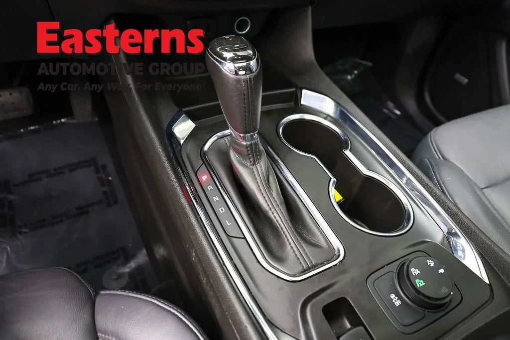 Used 2018 Gray Chevrolet 3LT image 15