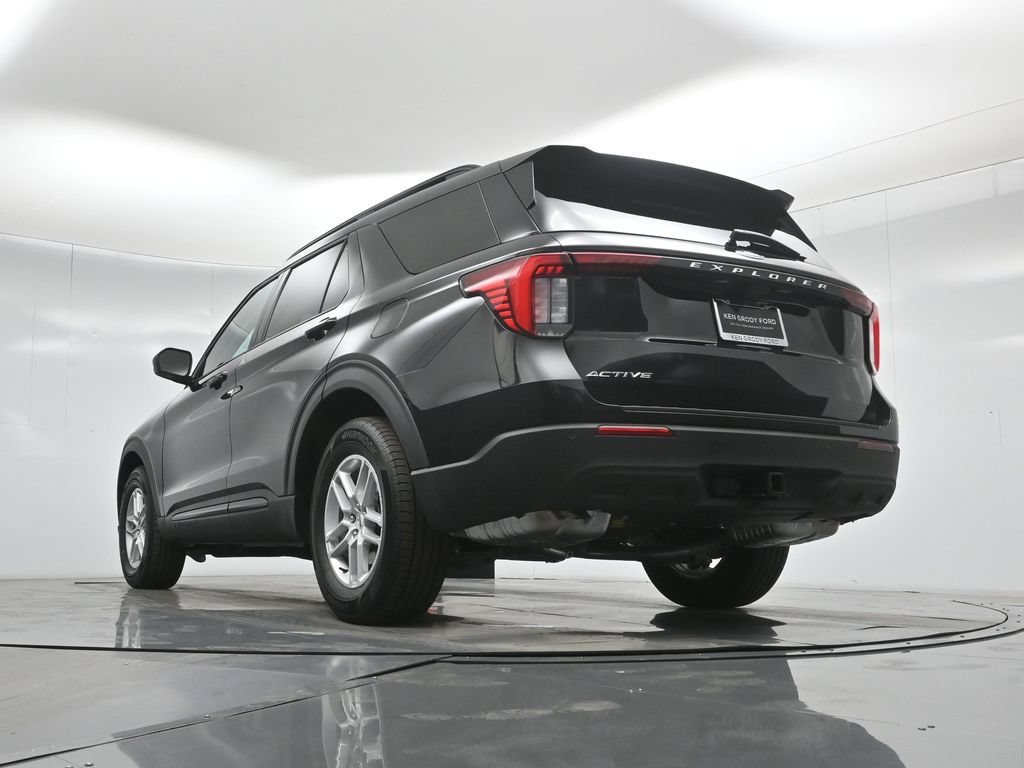 New 2026 Agate Black Metallic Ford Active image 48