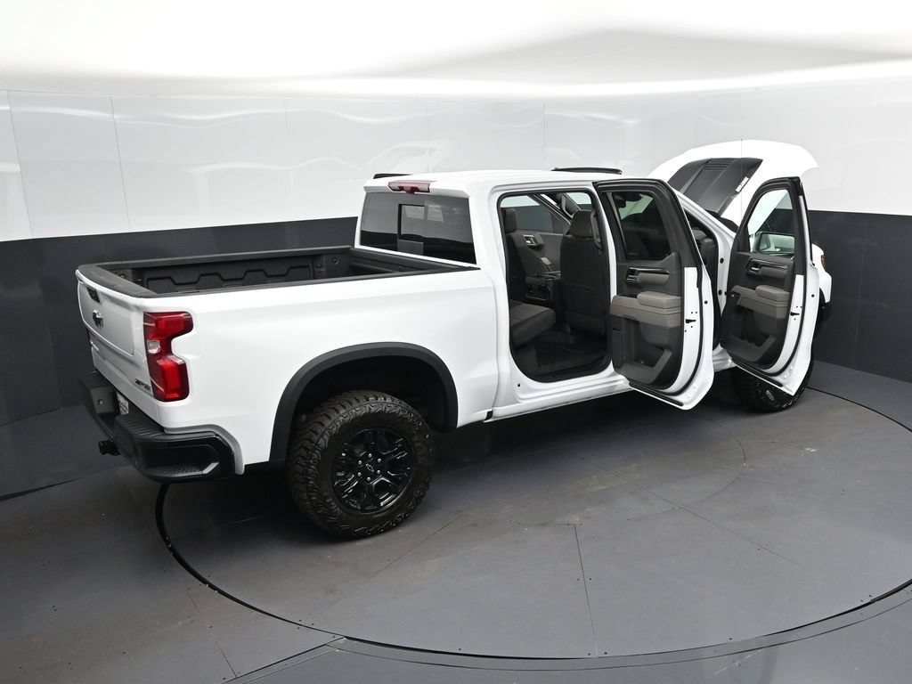 2026 Chevrolet Silverado 1500 ZR2 - Photo 51