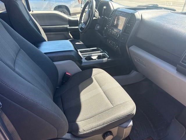 Used 2019 Blue Ford XL image 3