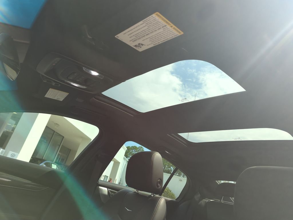 Used 2021 Black Cadillac V-Series image 28