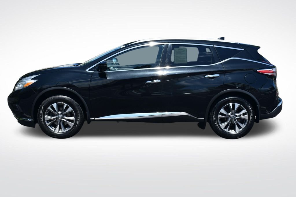 Used 2016 Magnetic Black Nissan SL image 2