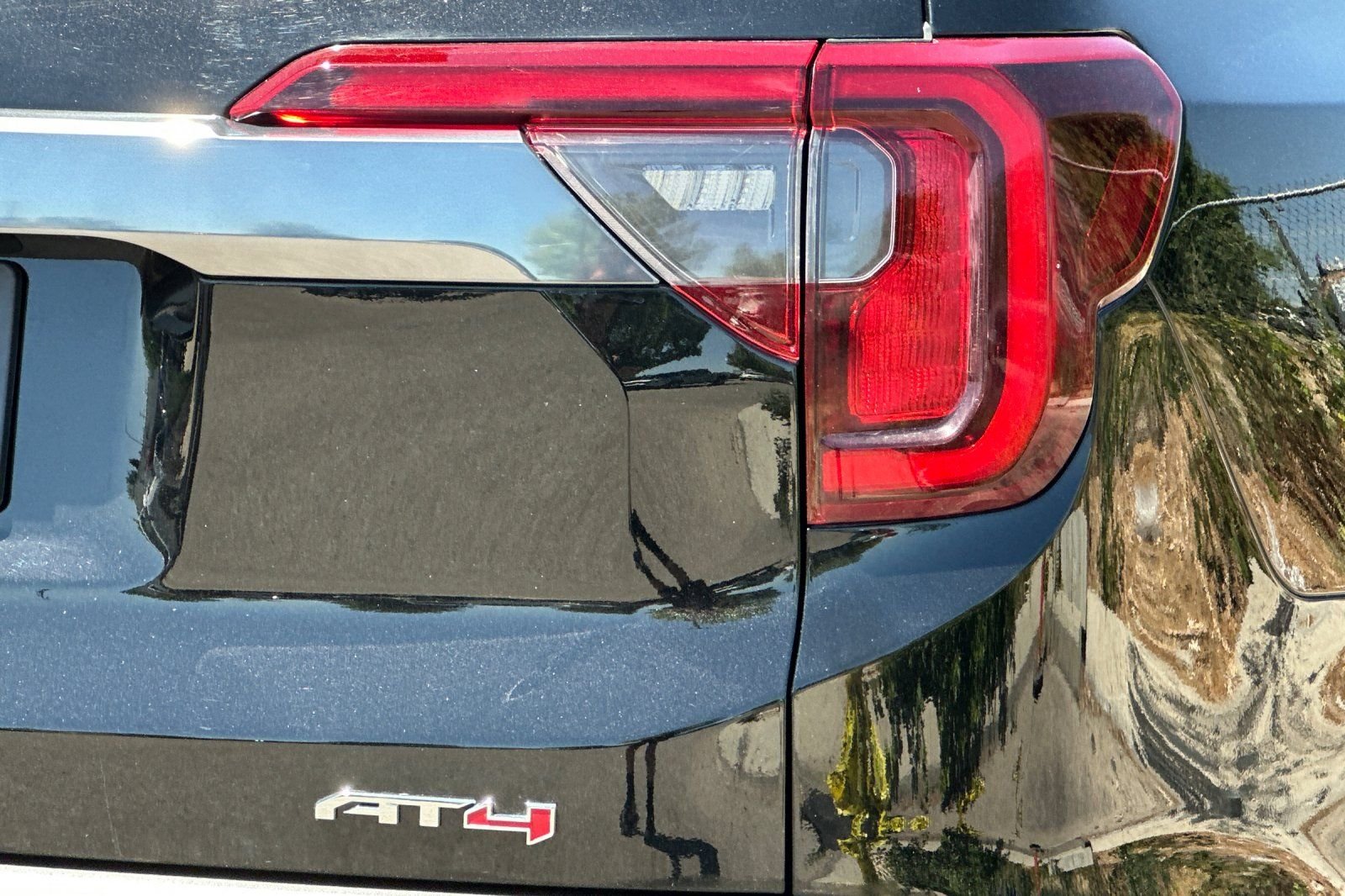 2023 GMC Acadia AT4 - Photo 27