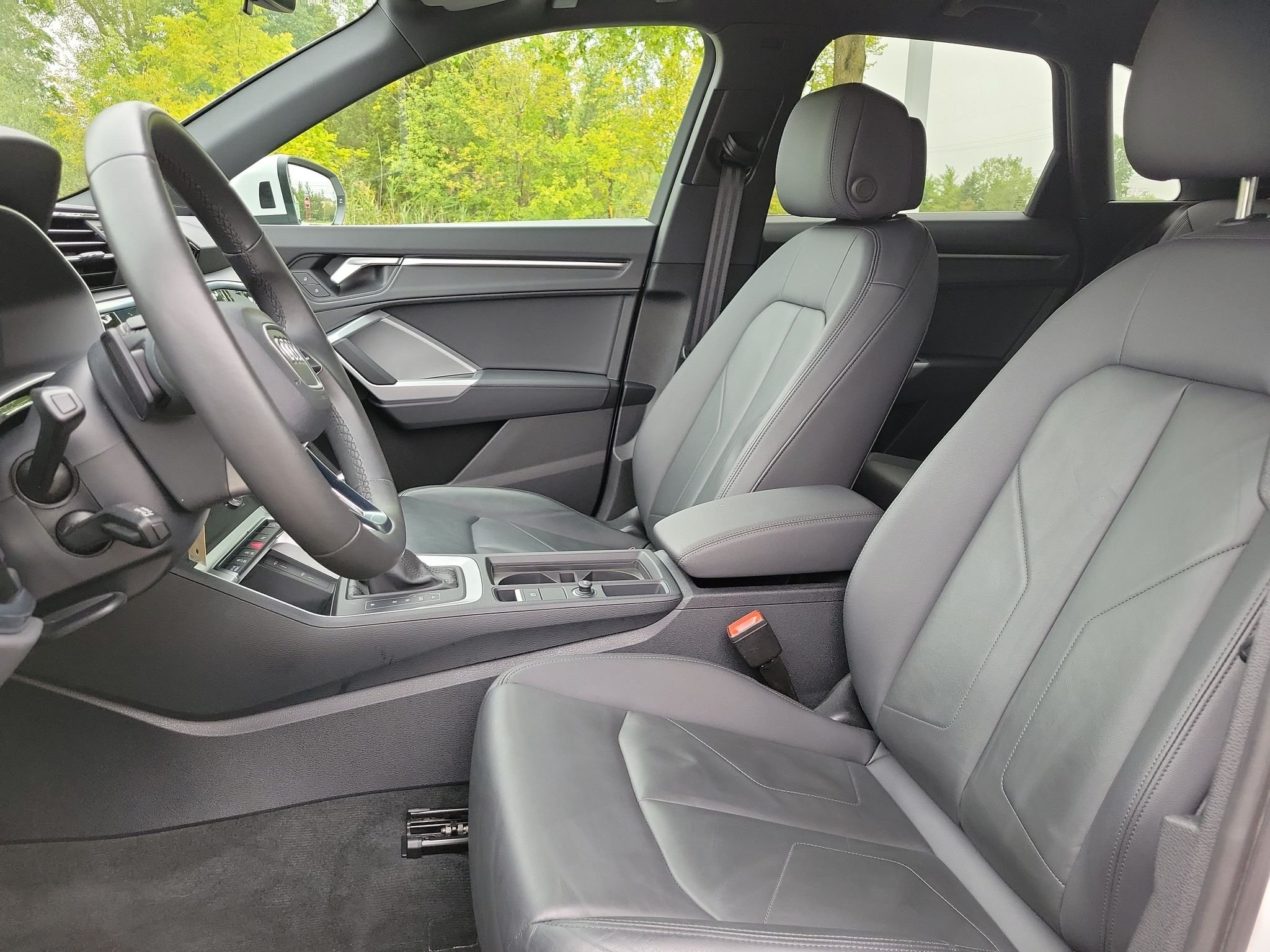 Used 2025 Blud Audi S line Premium image 5