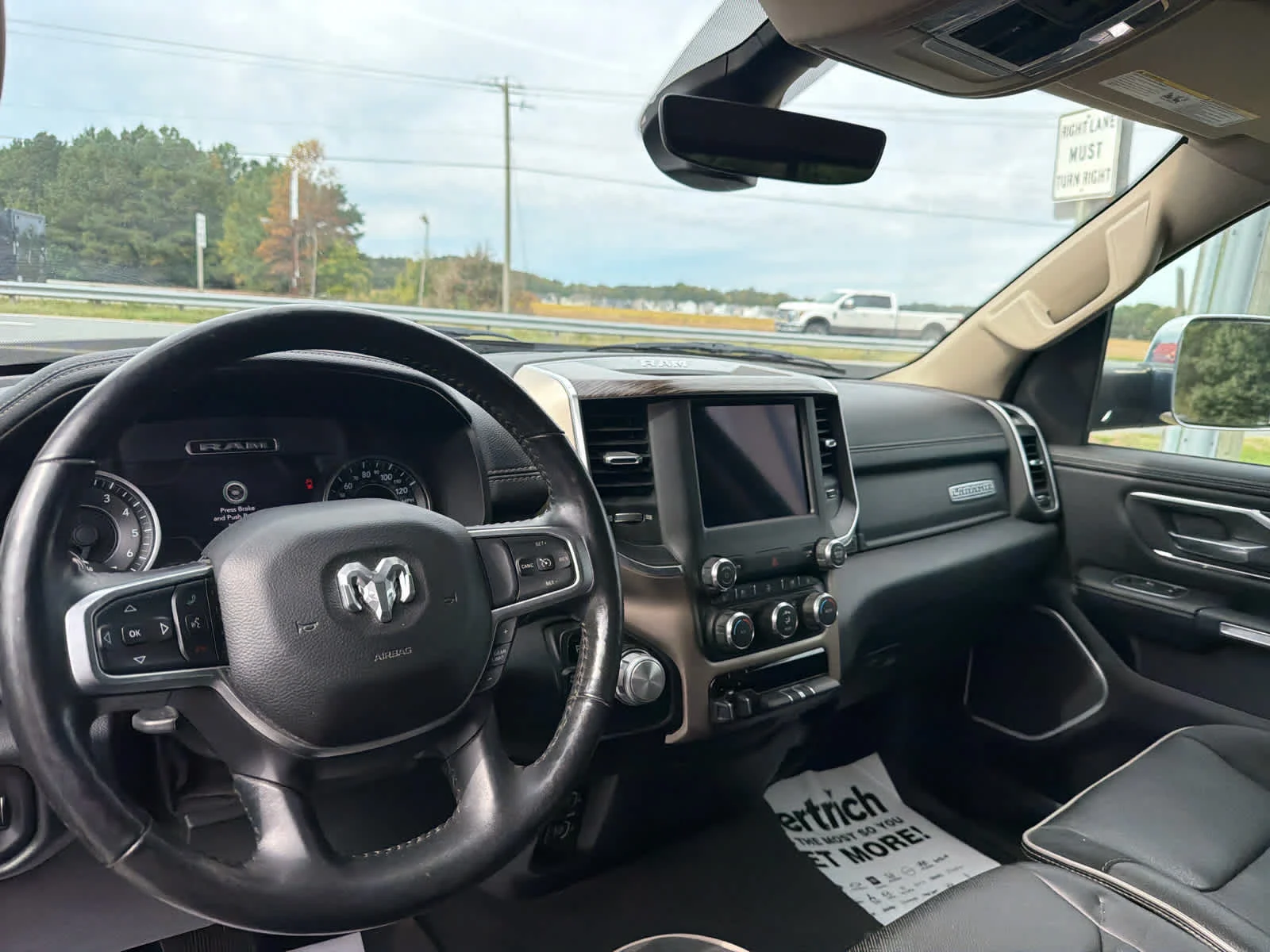 Used 2020 Diamond Black Crystal Pearlcoat Ram Laramie image 16