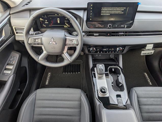New 2026 Black Diamond Mitsubishi SE image 6
