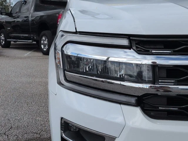 Certified Used 2024 Oxford White Ford Limited image 10