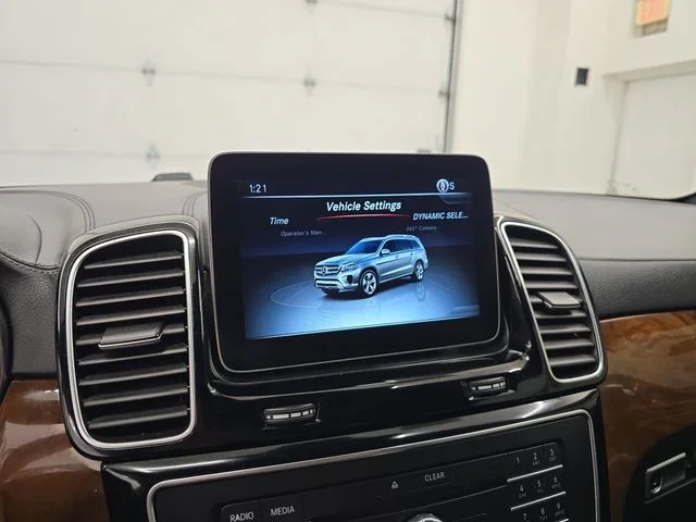 Used 2018 Polar White Mercedes-Benz GLS 450 image 25