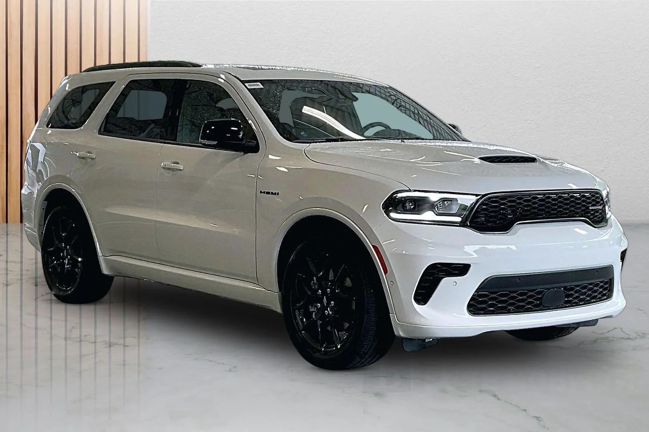New 2026 White Knuckle Clearcoat Dodge GT Plus HEMI V8 image 2