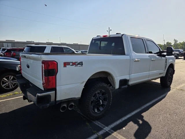 Used 2024 White Ford Lariat image 9