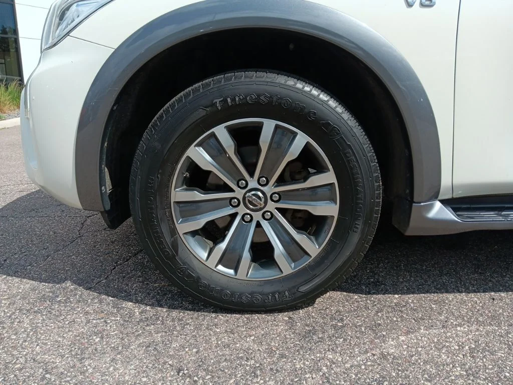 Used 2018 Pearl White Nissan SV image 13