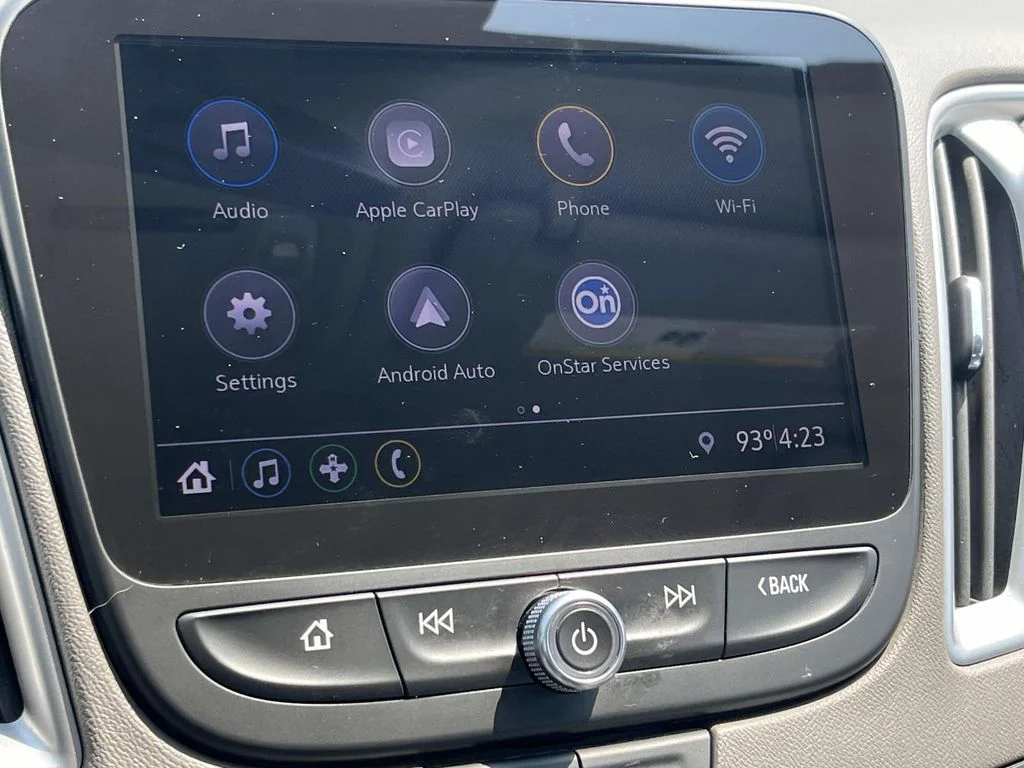 Used 2020 White Chevrolet LS image 24
