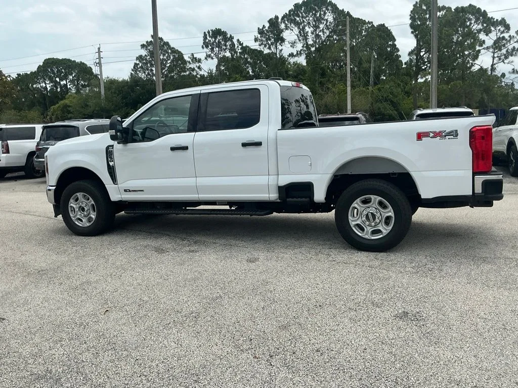 Used 2025 White Ford XLT image 7