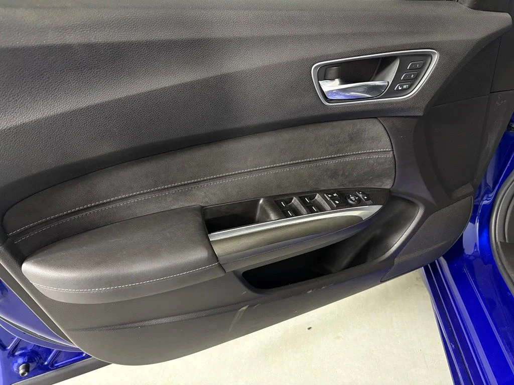 Used 2018 Blue Acura 3.5L V6 image 13