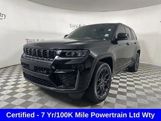 2026 Jeep Grand Cherokee Summit 4x4's photo