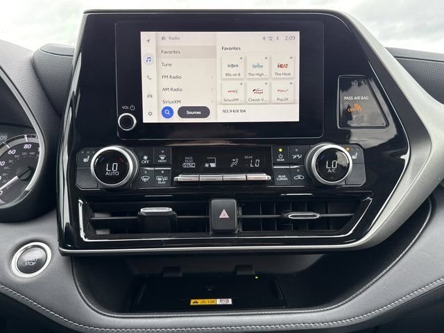 2024 Toyota Highlander XLE - Photo 21