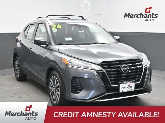 Used 2024 Gray Nissan SV image 1