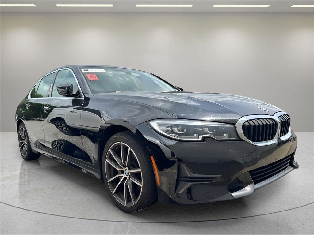 Used 2021 Jet Black BMW 330i image 3