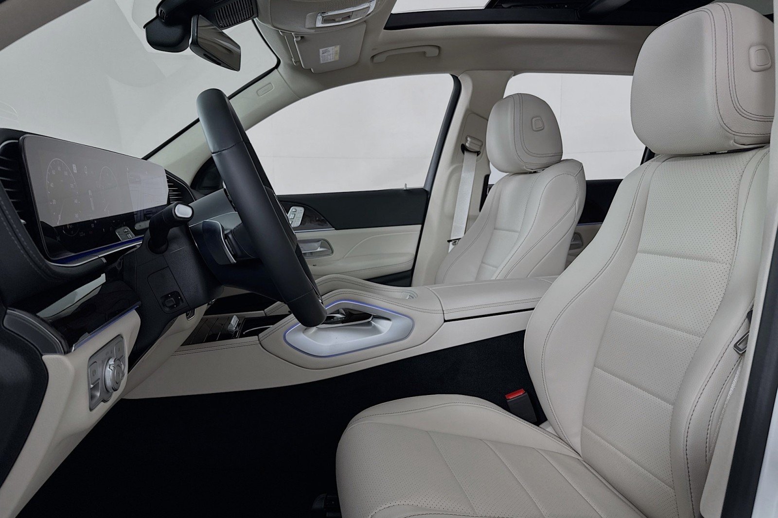 New 2026 Polar White Mercedes-Benz GLS 450 4MATIC® SUV image 17