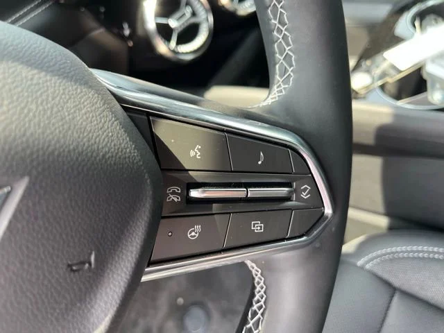2025 Chevrolet Blazer EV LT - Photo 13
