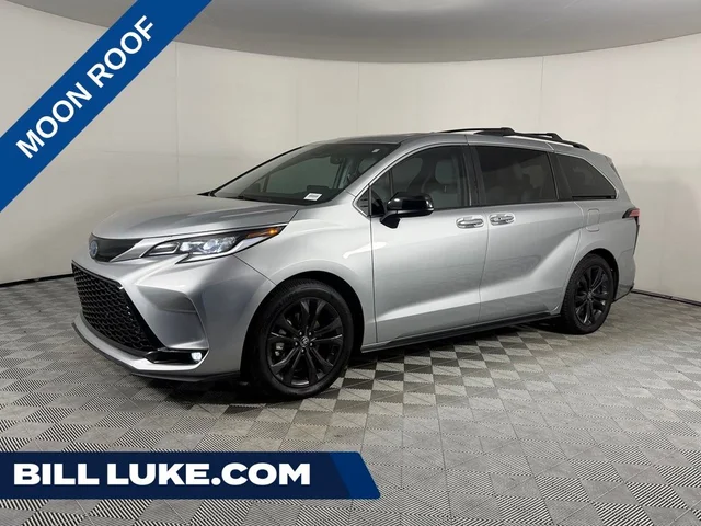 2022 Toyota Sienna XSE 7 Passenger