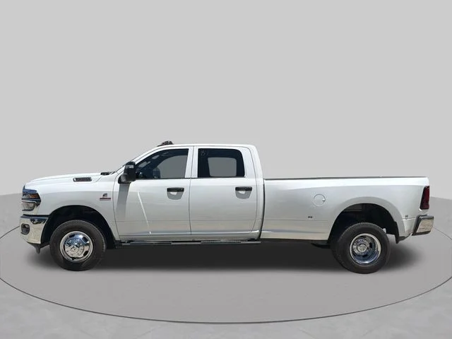 New 2026 Bright White Clear-Coat Exterior Paint RAM Tradesman image 7