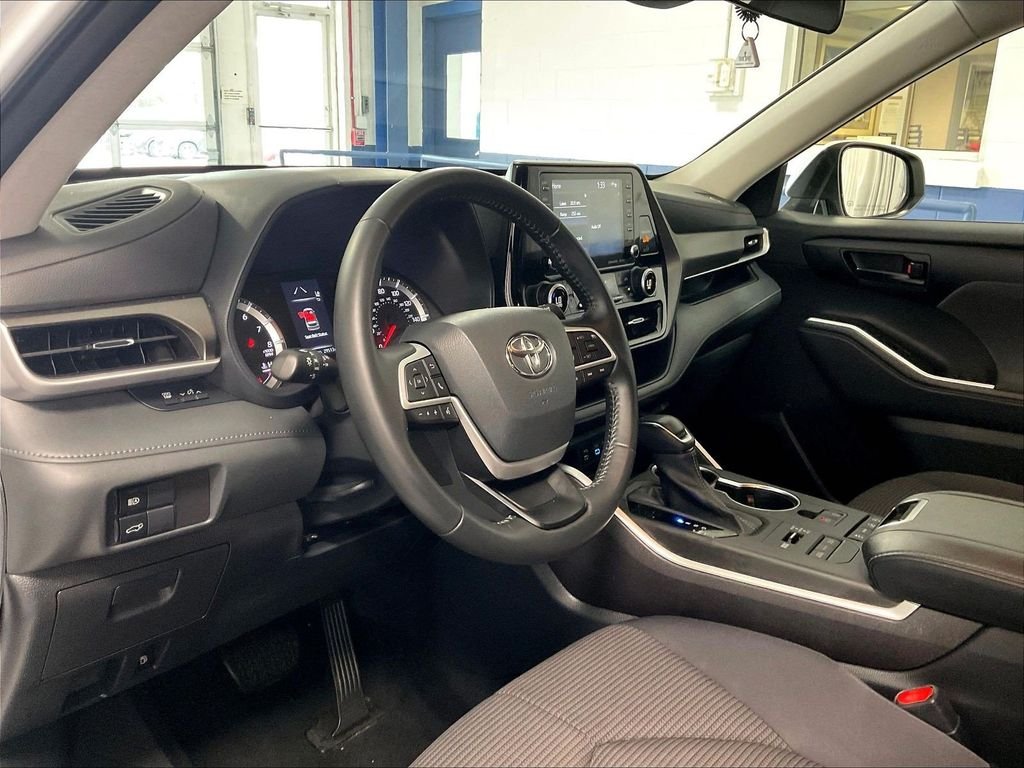Used 2022 Beige Toyota LE image 8