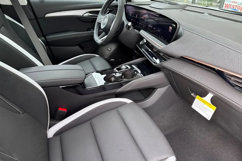 2026 Buick Envision Sport Touring - Photo 14