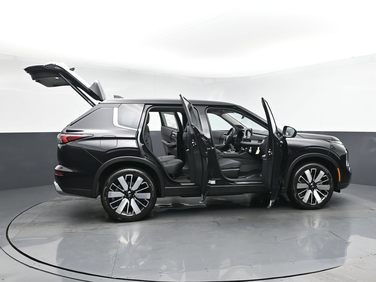 New 2026 Black Diamond Mitsubishi SE 1.5T 2WD image 30