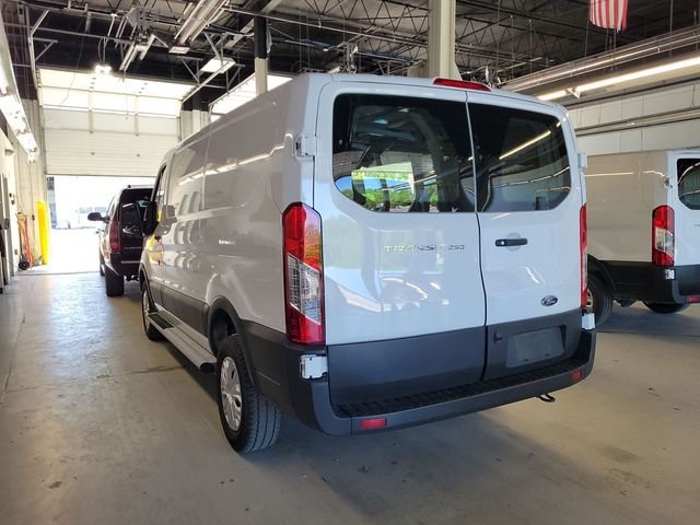 Used 2025 White Ford Base image 5
