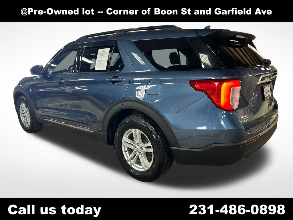 Used 2020 Blue Ford XLT image 3