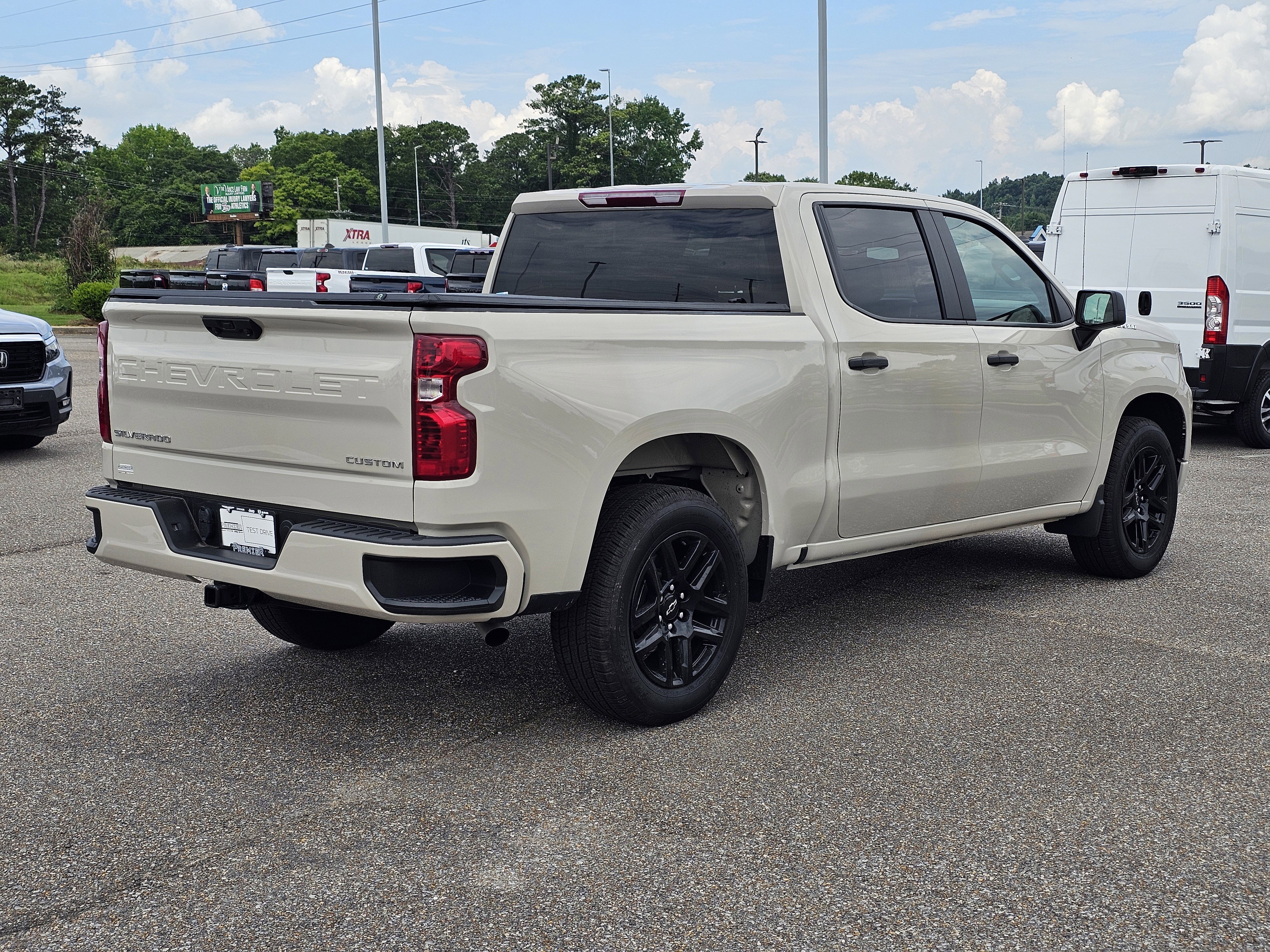 2026 Chevrolet Silverado 1500 Custom - Photo 9