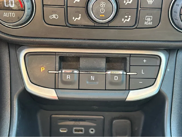 2023 GMC Terrain SLT - Photo 19