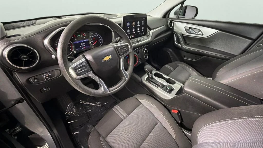 Used 2023 Sterling Gray Metallic Chevrolet 2LT image 18