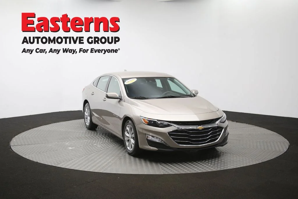 Used 2025 Gray Chevrolet LT image 50