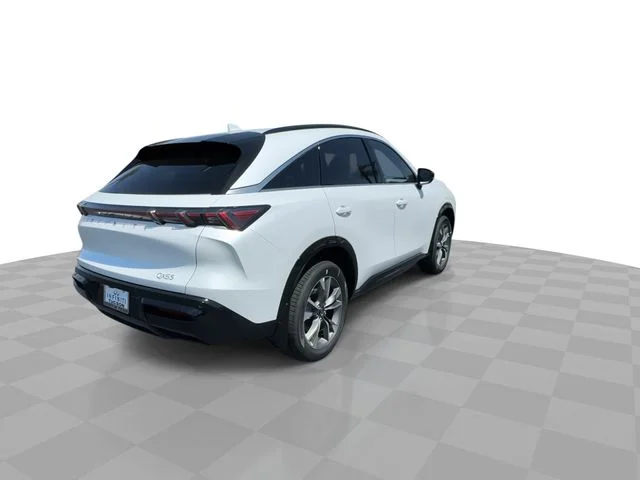 New 2027 White INFINITI LUXE image 8