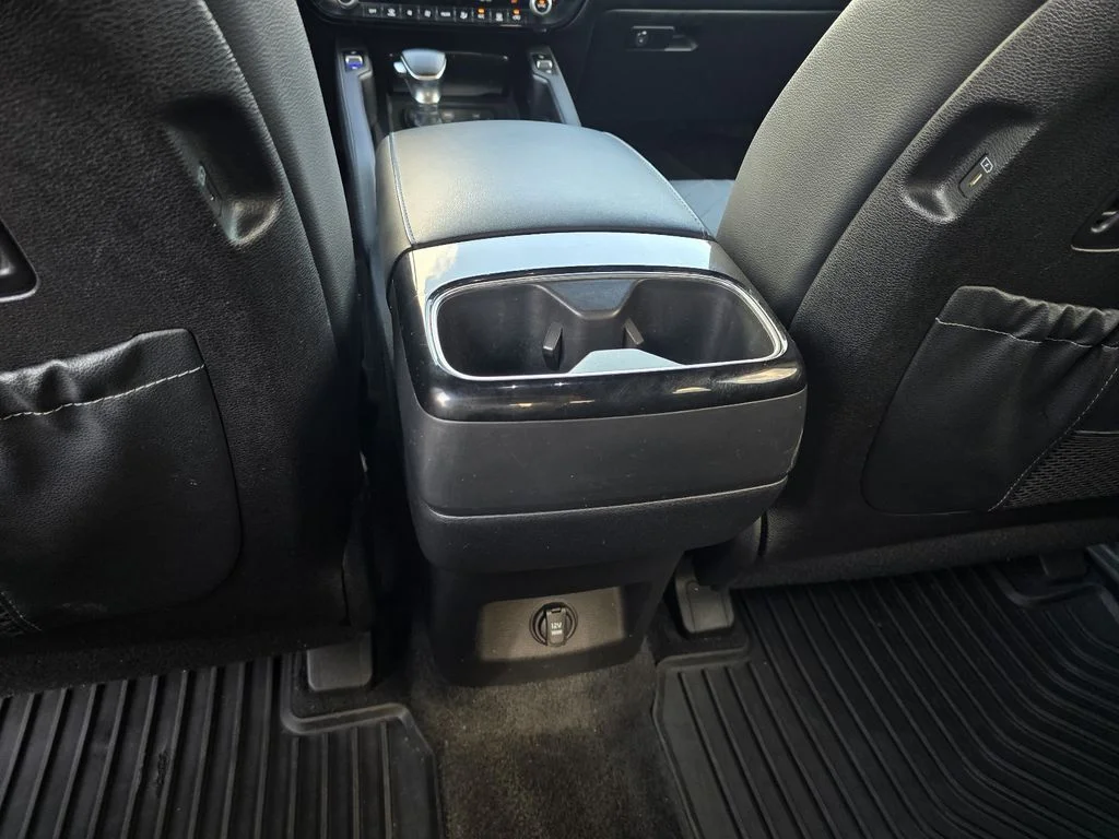 Used 2024 Gravity Gray Kia EX X-Line image 25