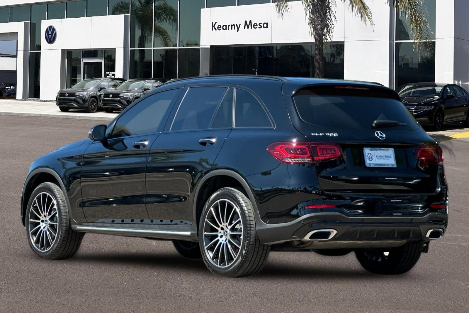 Used 2022 Black Mercedes-Benz GLC 300 image 6