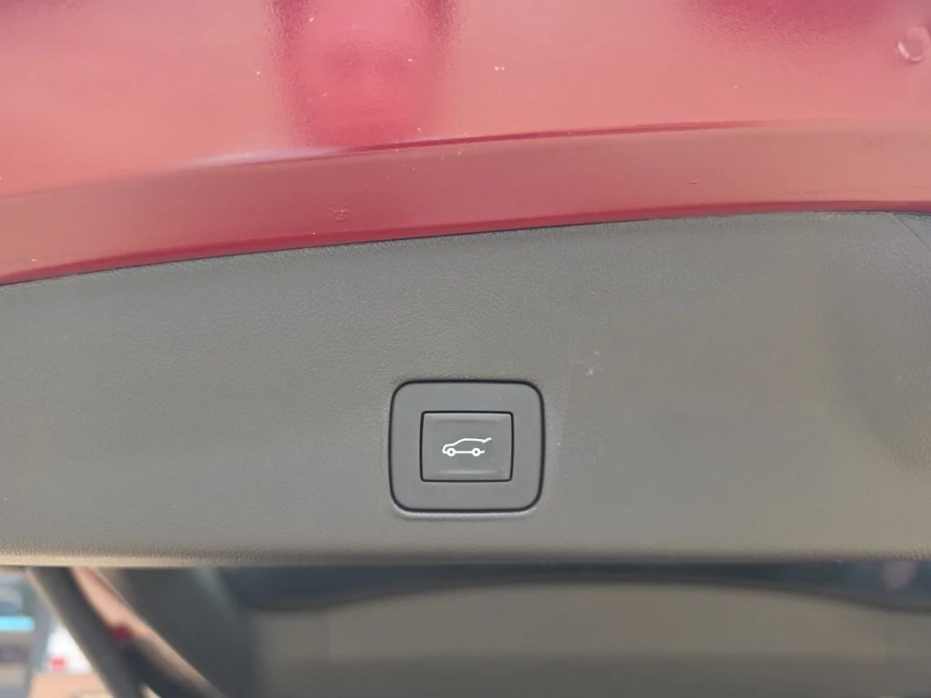 Used 2025 Red Chevrolet RS image 26