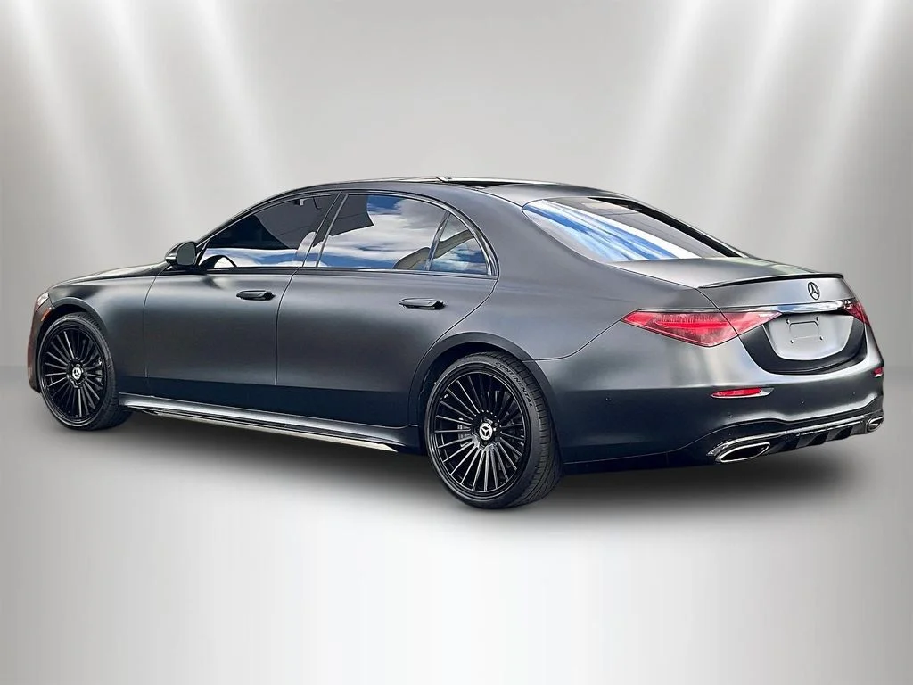 Used 2023 Black Mercedes-Benz S 580 image 4