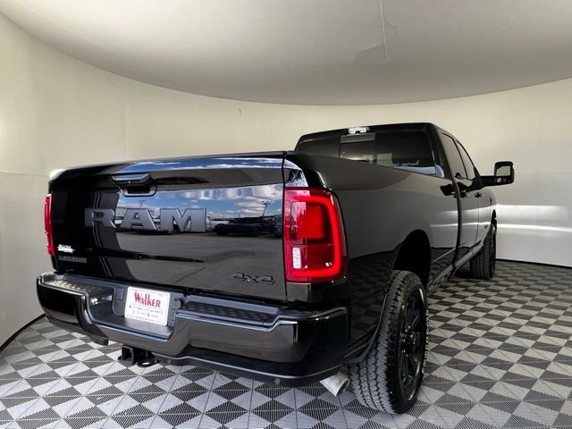 2026 RAM 3500 Laramie - Photo 7