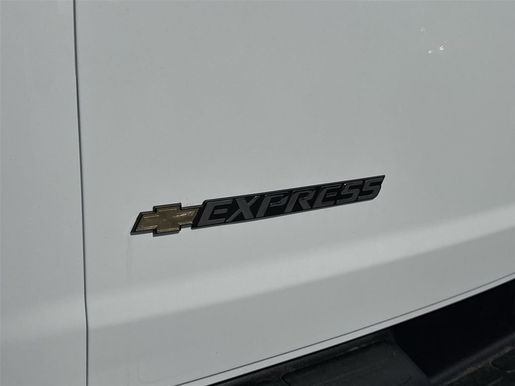 2026 Chevrolet Express Cargo Work Van - Photo 24
