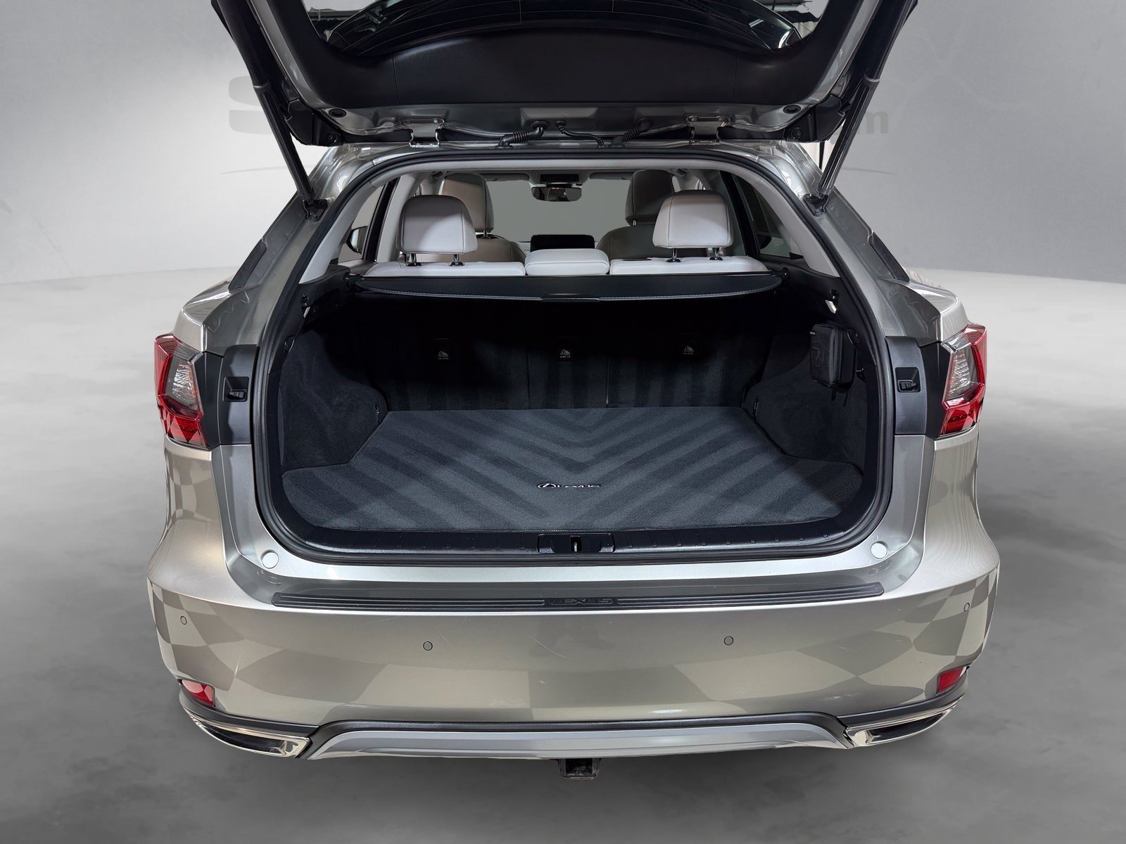 Used 2022 Silver Lexus 350 image 32
