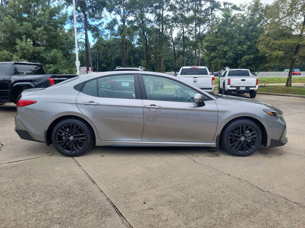 Used 2026  Toyota SE image 9