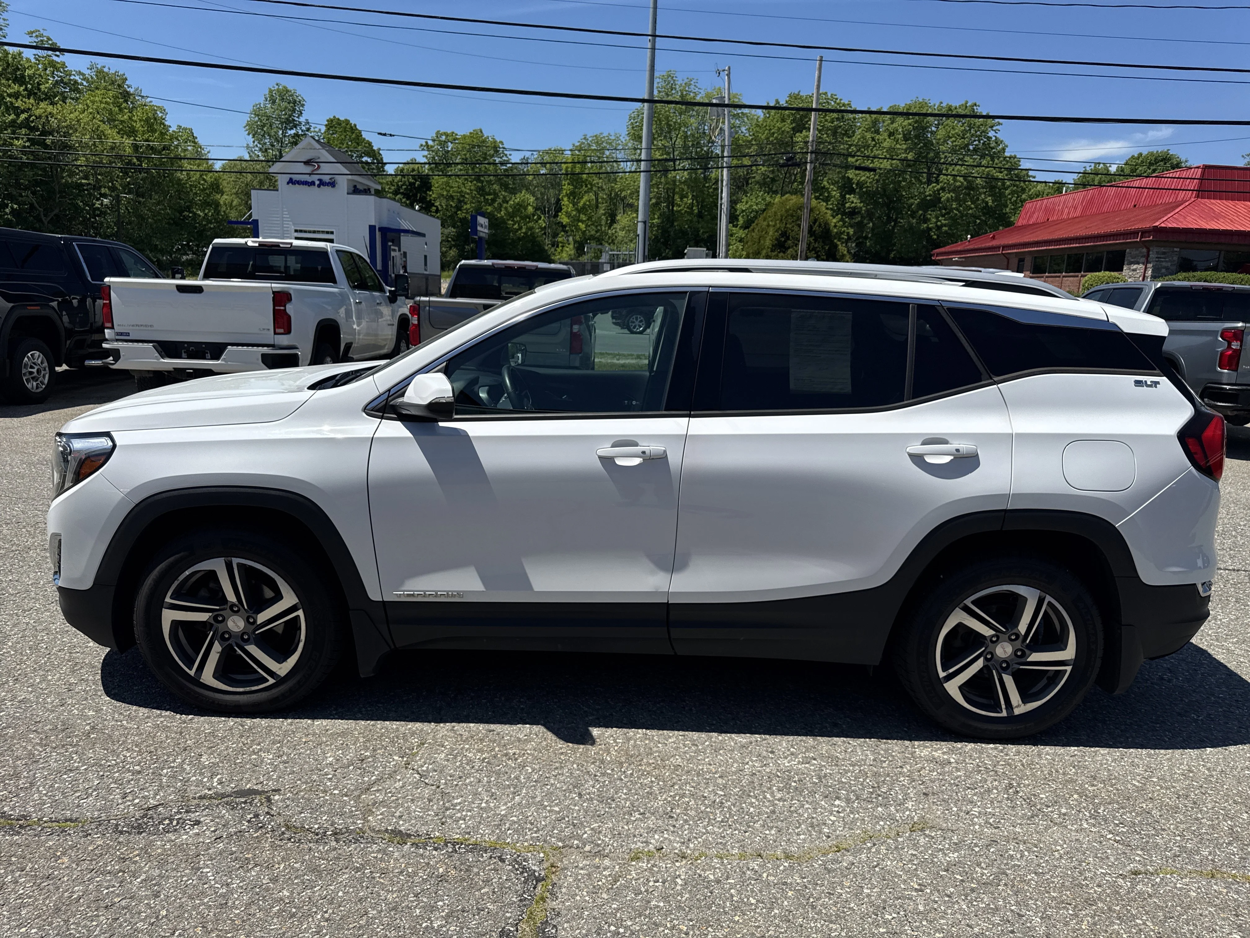 Used 2018 Summit White GMC SLT Diesel image 9