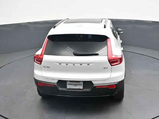 Used 2023 Crystal White Metallic Volvo Ultimate image 24